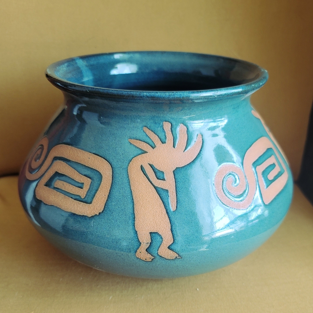 Native American Southwest Lake Art Signed Teal & Tan Pottery Vase, Flower Pot